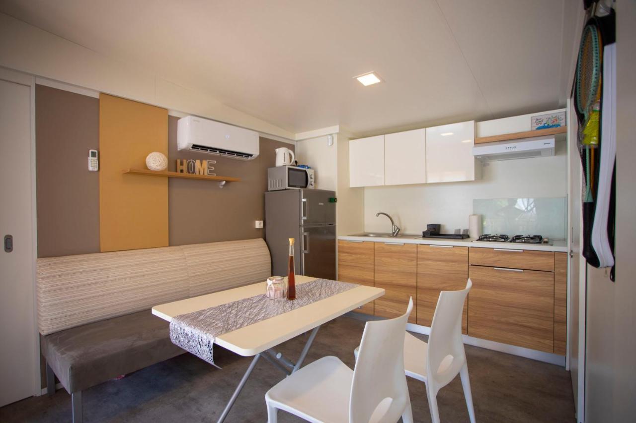 Mobile Home Basko Polje Tbmrent Башка-Вода Екстер'єр фото